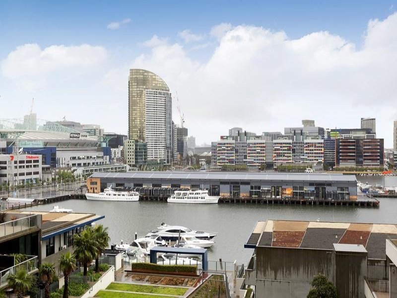 607/15 Caravel Lane, Docklands VIC 3008