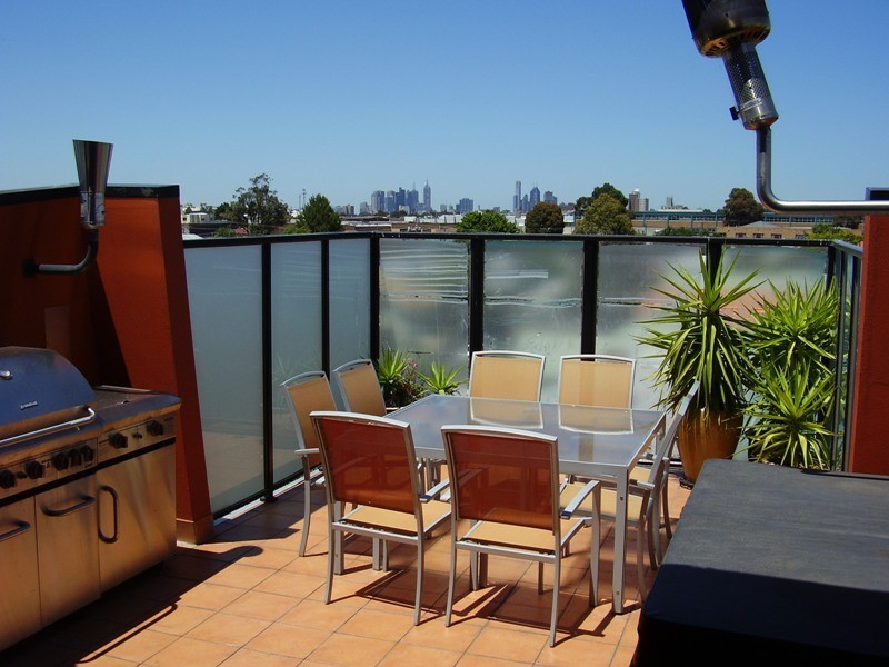 67 Hope St, Brunswick VIC 3056