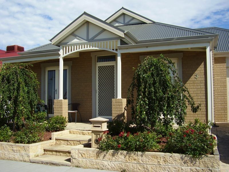 5 Birkshire Lane, Craigieburn VIC 3064