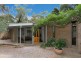 3 Yarra Braes Rd, Eltham VIC 3095