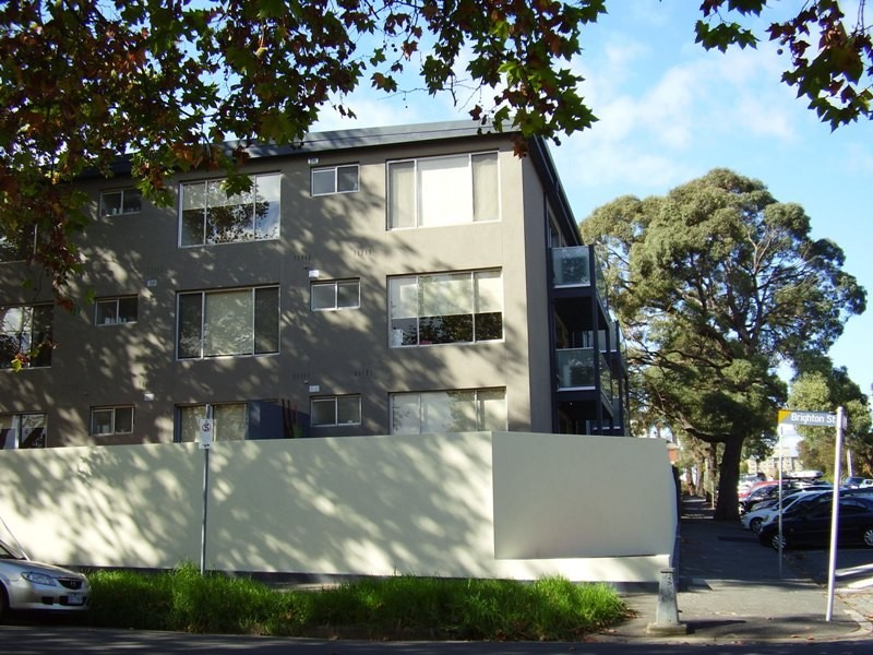 4/2 Brighton St, Flemington VIC 3031