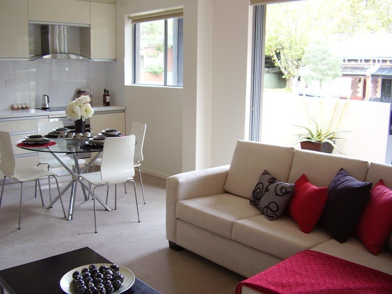 4/2 Brighton St, Flemington VIC 3031