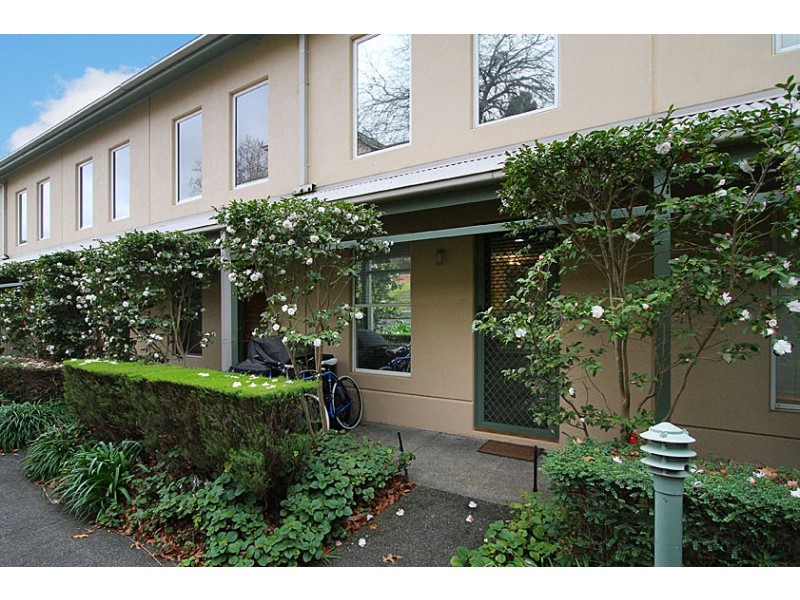 225 Wiltshire Drive, Kew VIC 3101