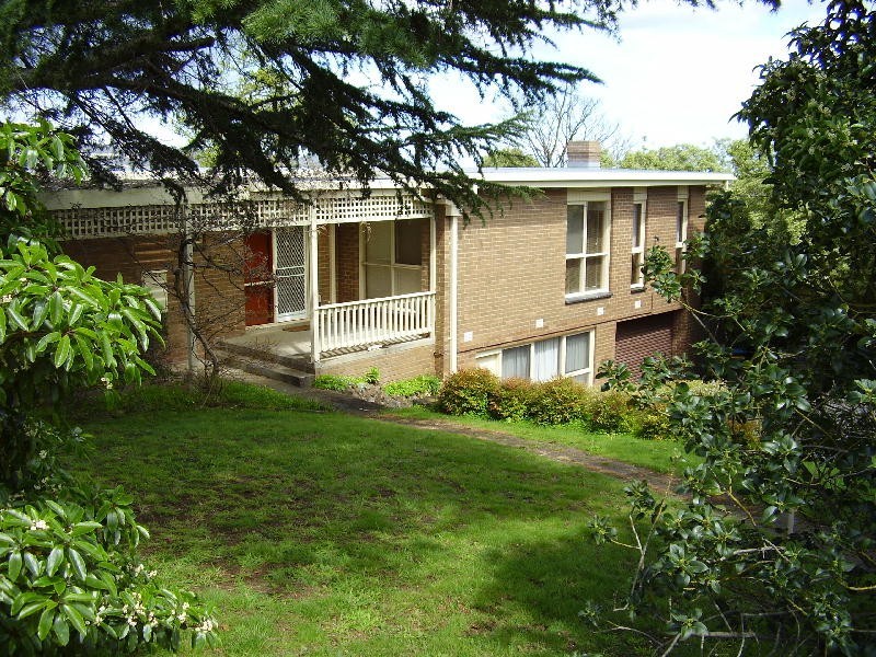 18 Bales St, Ferntree Gully VIC 3156