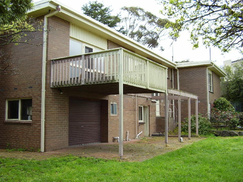 18 Bales St, Ferntree Gully VIC 3156