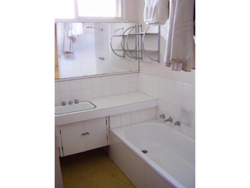 18 Bales St, Ferntree Gully VIC 3156