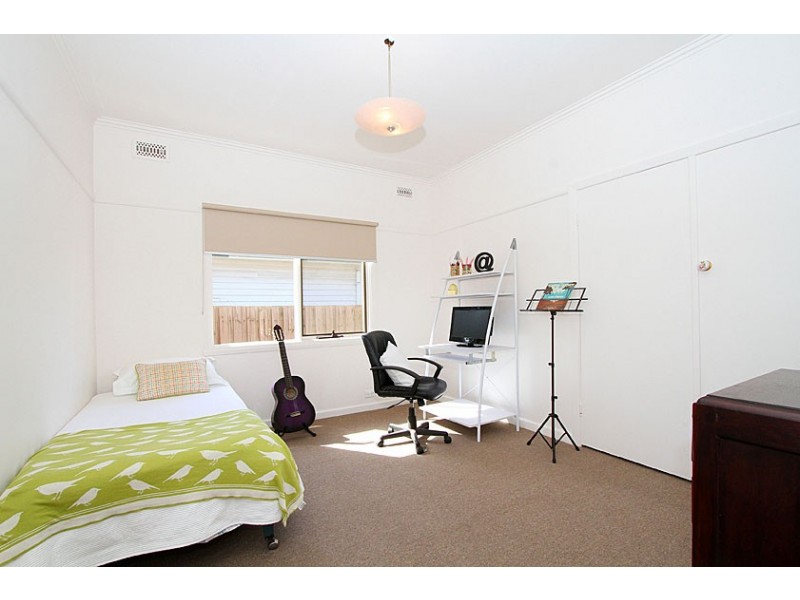 23 Kia Ora Rd, Reservoir VIC 3073