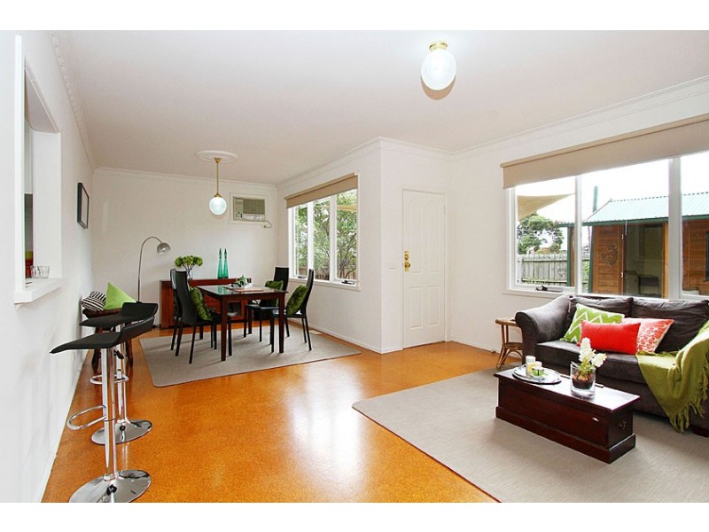 26 Kia Ora Rd, Reservoir VIC 3073