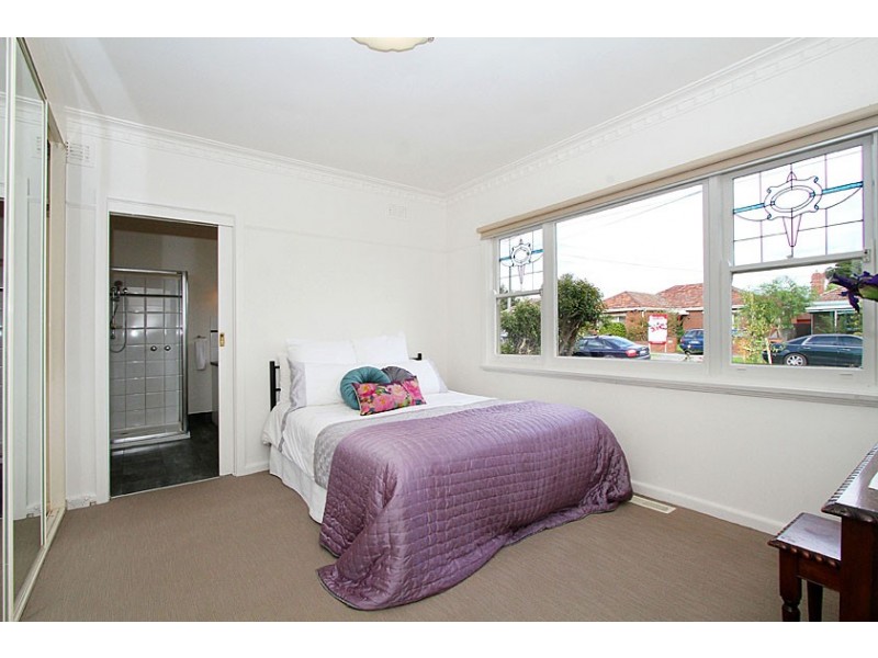 26 Kia Ora Rd, Reservoir VIC 3073