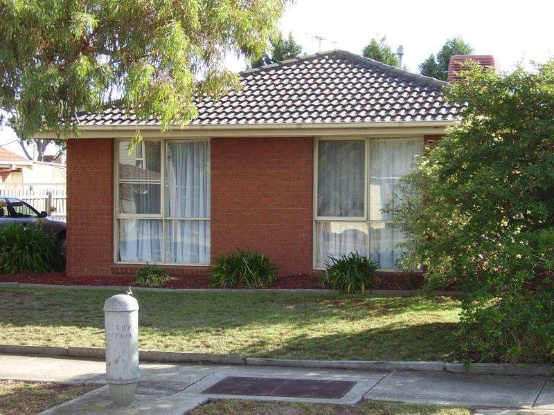 15 Cimberwood Dve, Craigieburn VIC 3064
