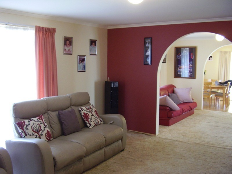 15 Cimberwood Dve, Craigieburn VIC 3064