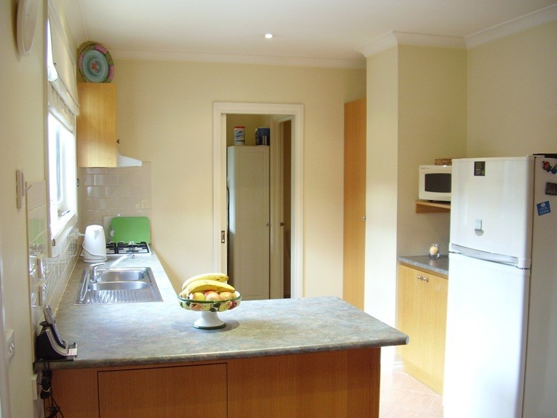 2/54 Cheddar Rd, Reservoir VIC 3073