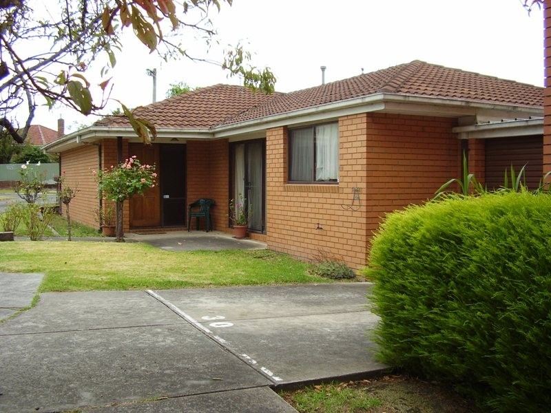 30 Robb St, Reservoir VIC 3073