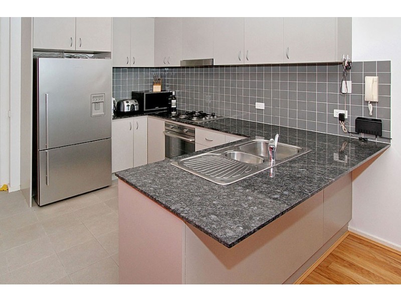 30/4 Wests Rd, Maribyrnong VIC 3032