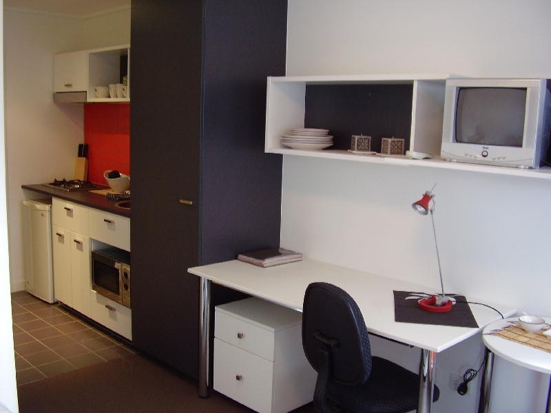 804/127 Leicester St, Carlton VIC 3053