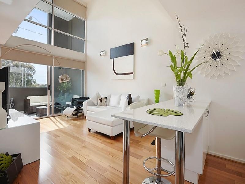 7-9 Bell St, Coburg VIC 3058