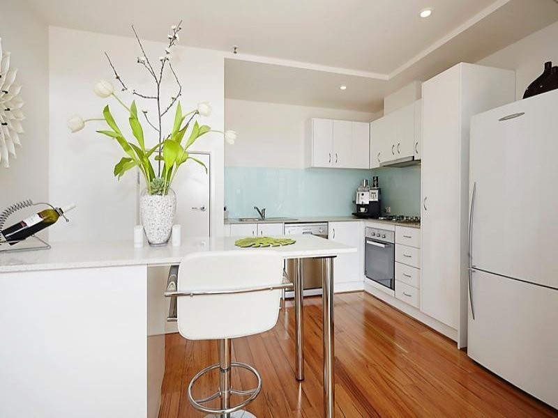 7-9 Bell St, Coburg VIC 3058