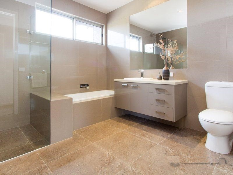 1 Pender Ave, Mornington VIC 3931