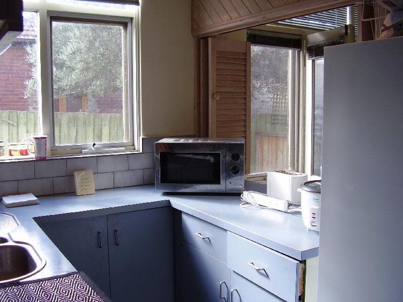 2/17 Bulla Road, Essendon VIC 3040