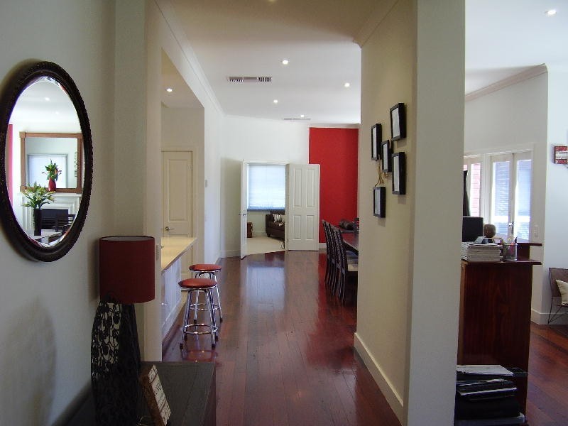 27 Blenheim Way, Caroline Springs VIC 3023
