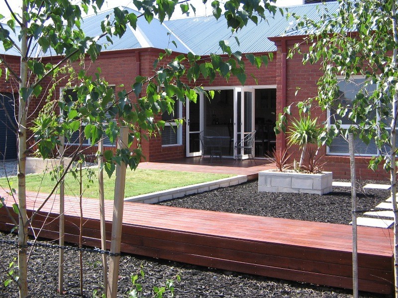 27 Blenheim Way, Caroline Springs VIC 3023