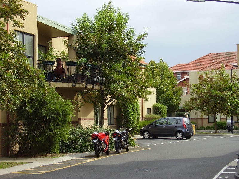 77/337 Station Street, Thornbury VIC 3071