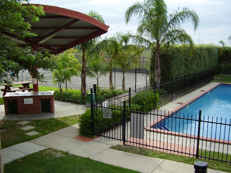 77/337 Station Street, Thornbury VIC 3071