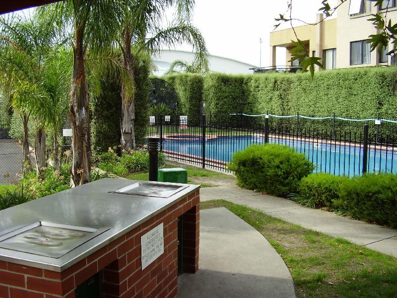 77/337 Station Street, Fairfield VIC 3078