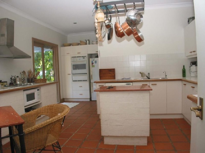 2 stanley, Munruben QLD 4125