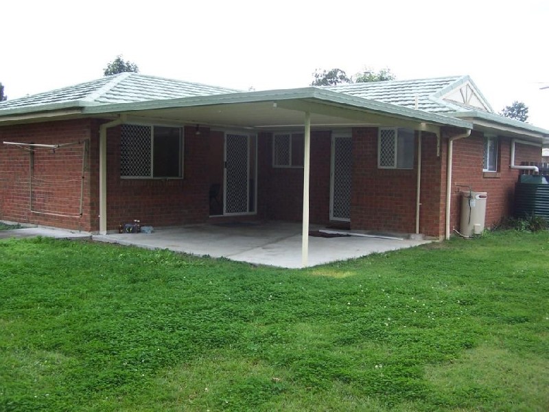 14 riseborough cr, Crestmead QLD 4132