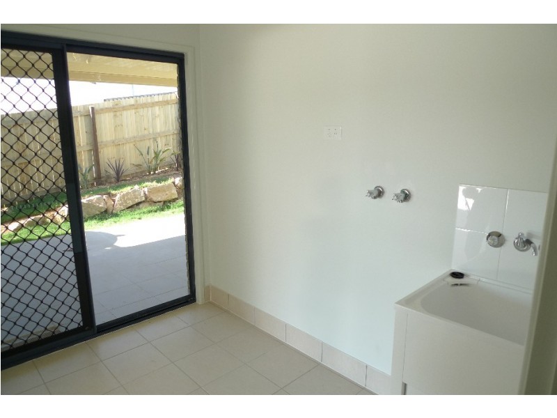 20 Stone Brook Court, Cashmere QLD 4500