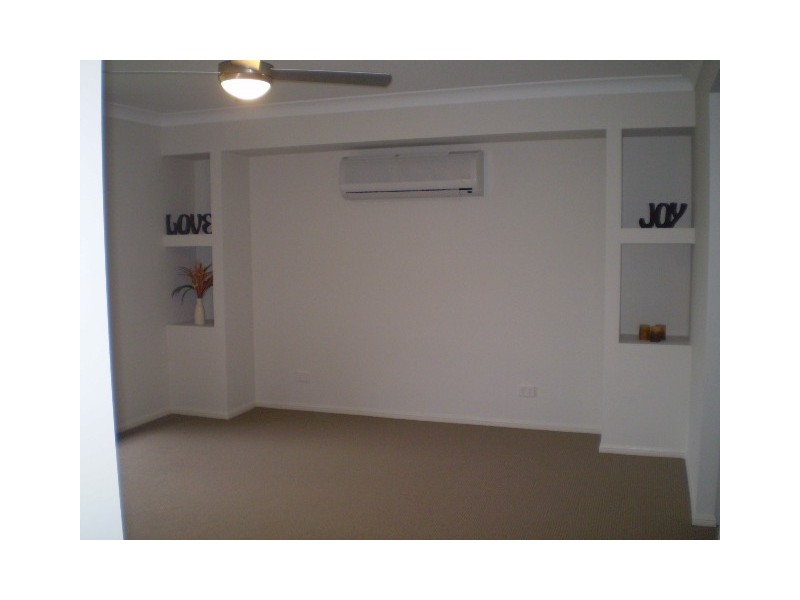 5 Reiners Rd, Samford Valley QLD 4520