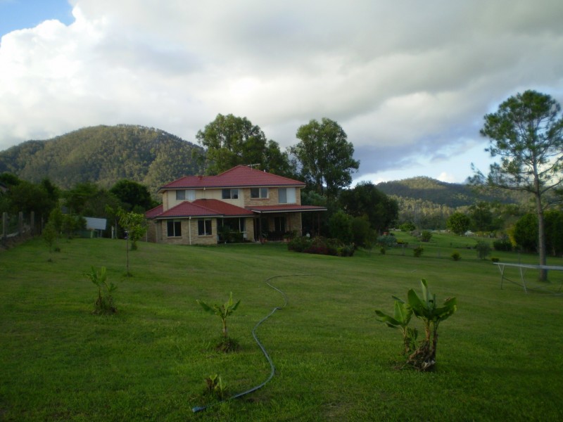 13 Meadowood Close, Highvale QLD 4520