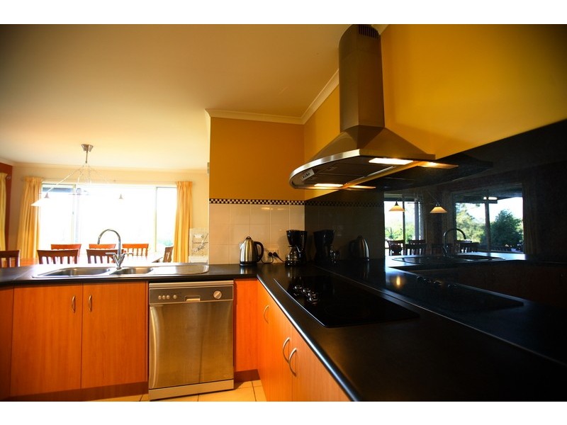 13 Meadowood Close, Highvale QLD 4520