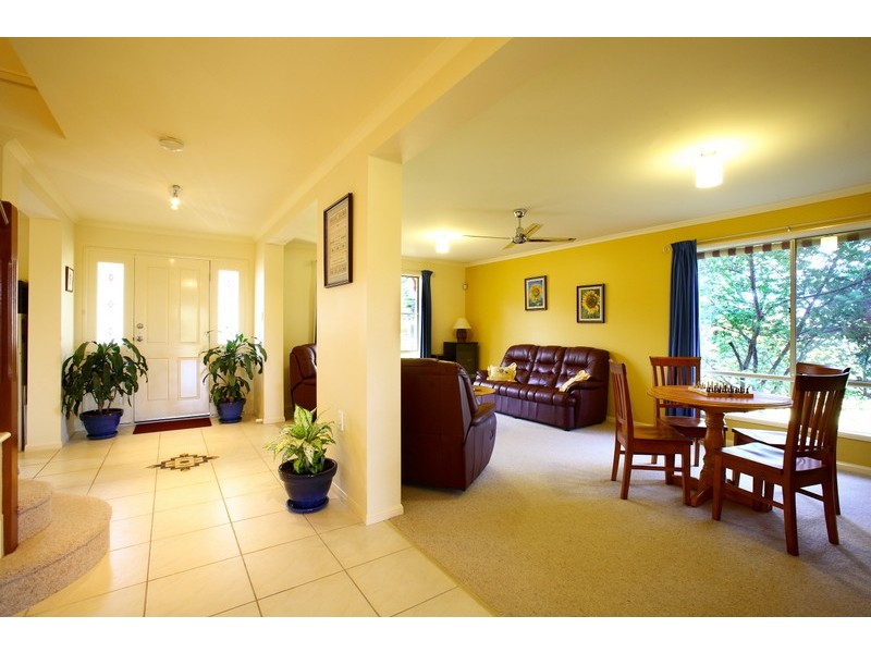 13 Meadowood Close, Highvale QLD 4520