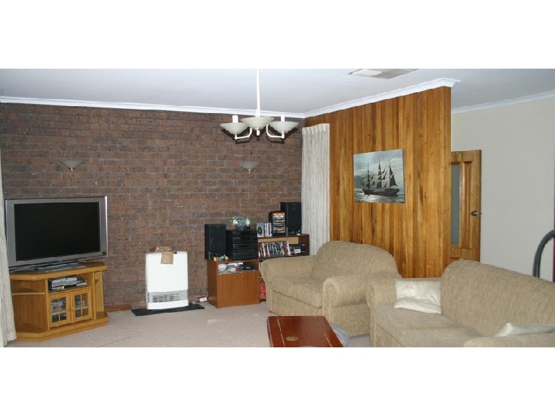 10 Caspar Street, Fairview Park SA 5126