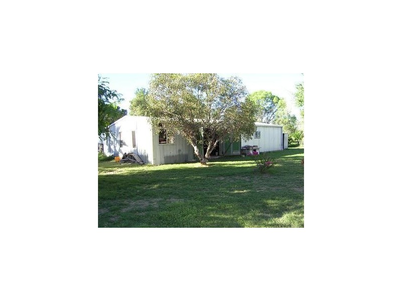 16 Ann Street, Mitchell QLD 4465