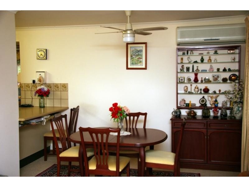 70 Marmindie St, Chapel Hill QLD 4069