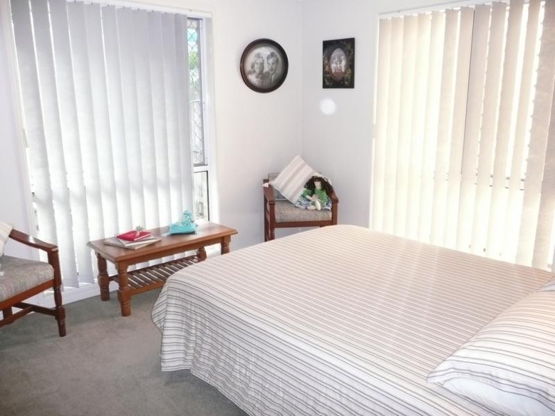57 Ontario Cres, Parkinson QLD 4115