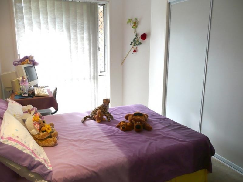57 Ontario Cres, Parkinson QLD 4115
