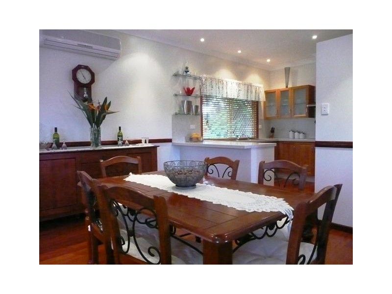 8 Iragana St, Hope Island QLD 4212