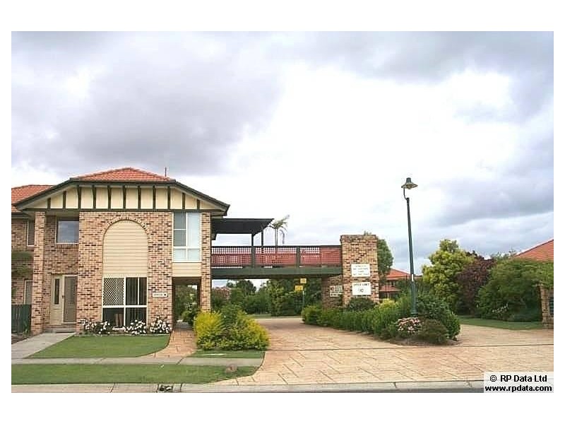 23 Tristan Ct, Benowa QLD 4217