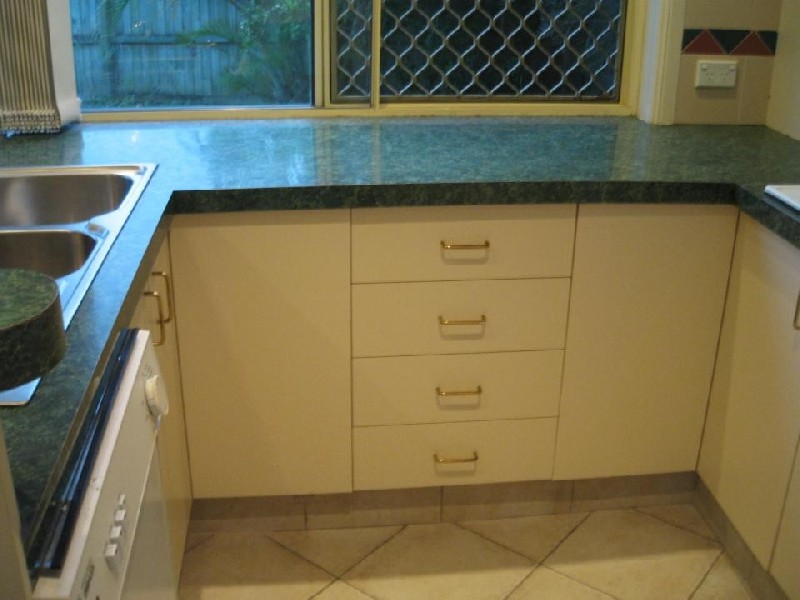 23 Tristan Ct, Benowa QLD 4217