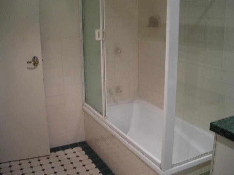 23 Tristan Ct, Benowa QLD 4217