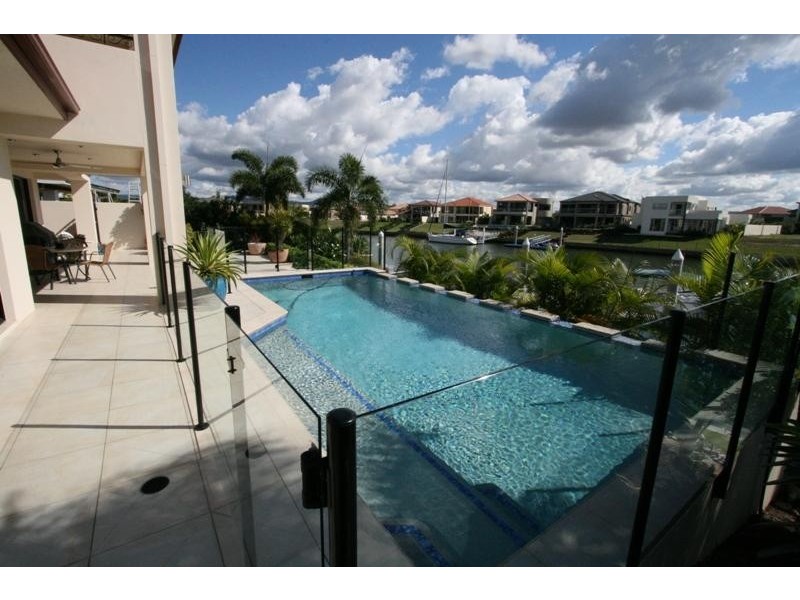 2161 Beaufort Way, Hope Island QLD 4212