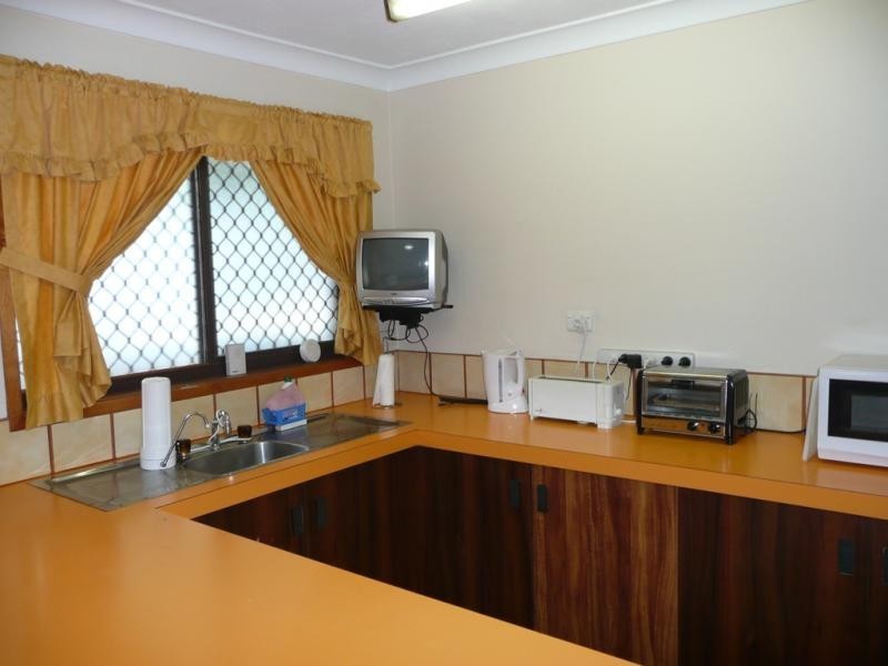 2/203 Central St, Labrador QLD 4215