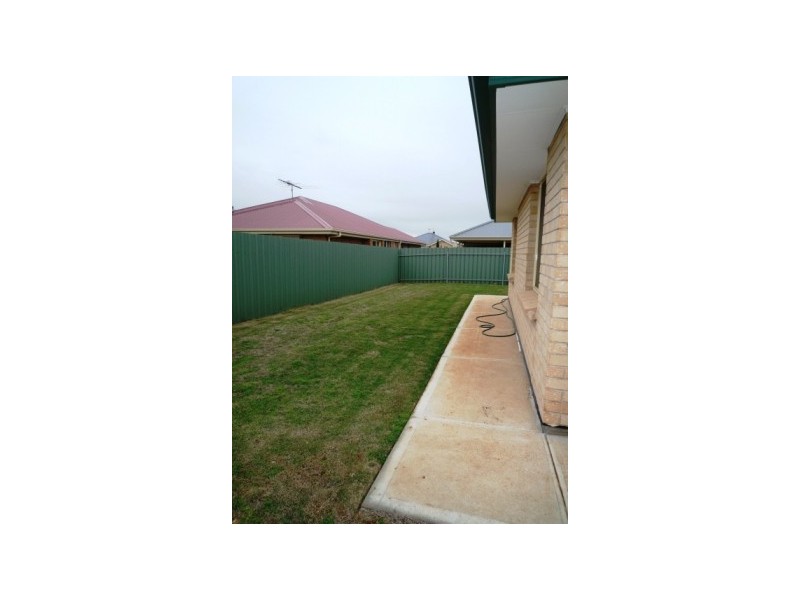 58 Strathmont Drive, Strathalbyn SA 5255