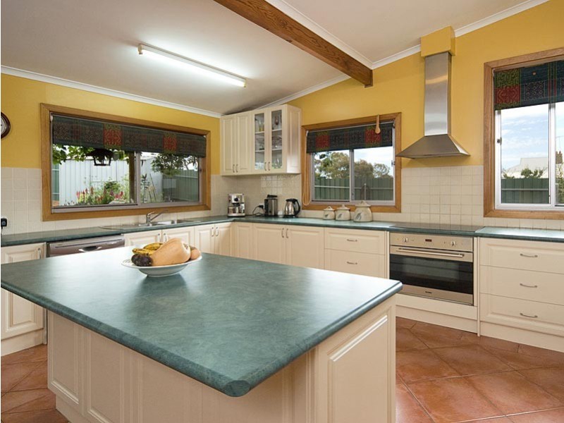 41 Sandergrove Road, Strathalbyn SA 5255