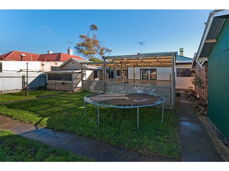 2 Sandergrove Rd, Strathalbyn SA 5255