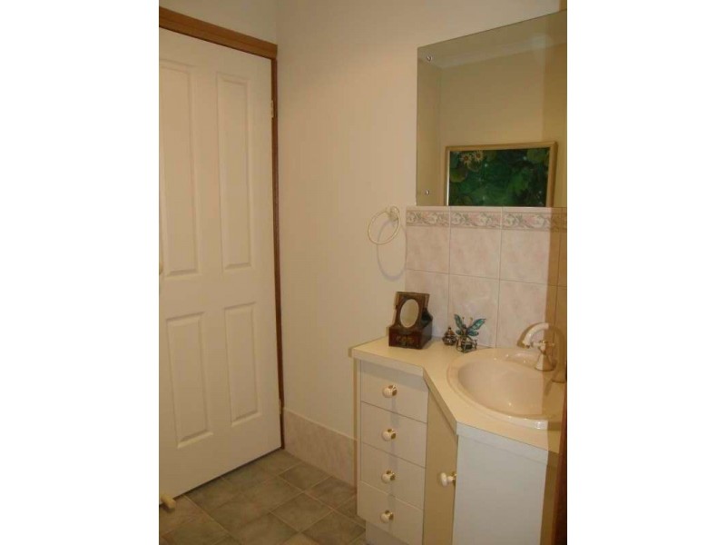 3 Liverpool Drive, Strathalbyn SA 5255